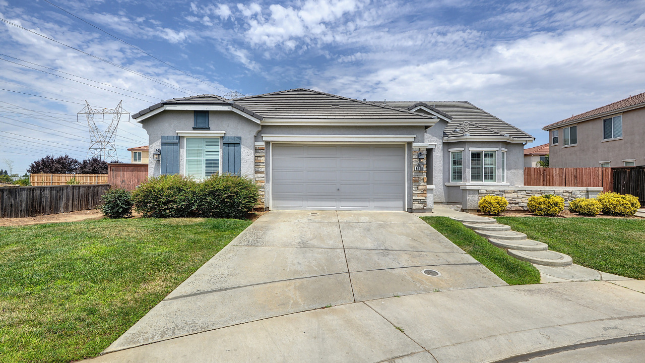 9368 Roan Ranch Circle, Elk Grove, CA, 95624 Scene 1