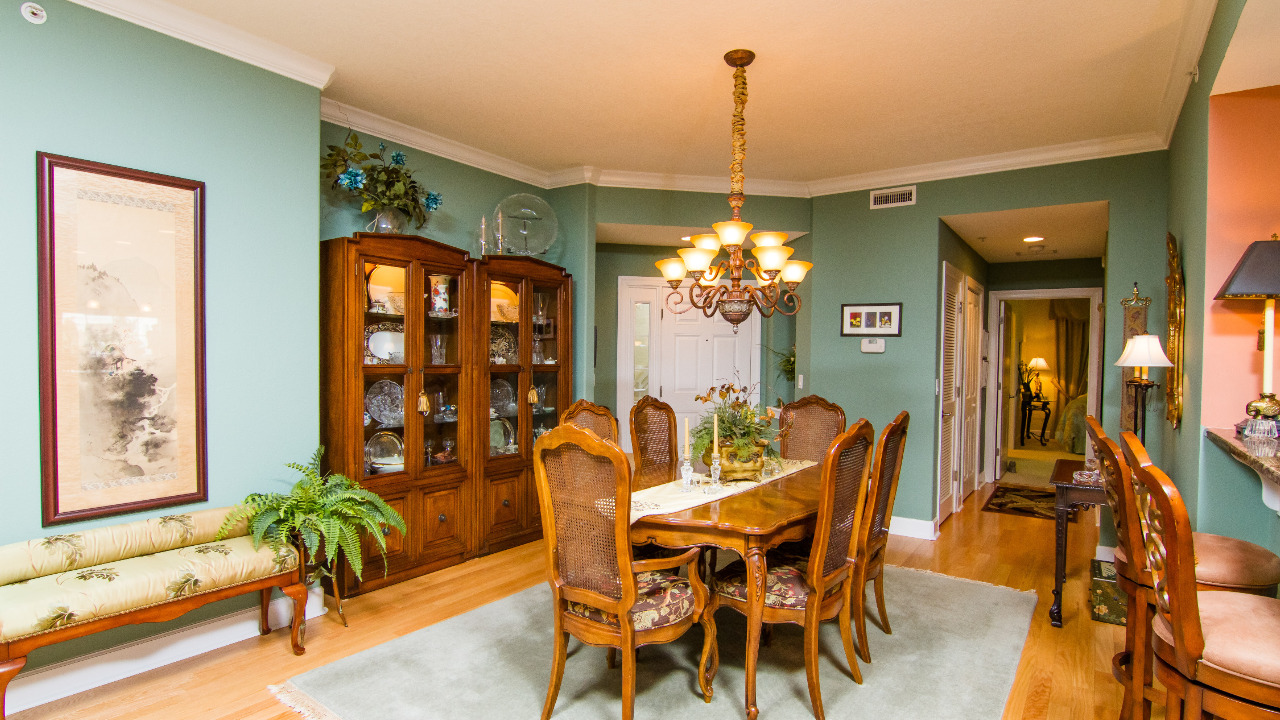 Elegantly Appointed Dining Rm