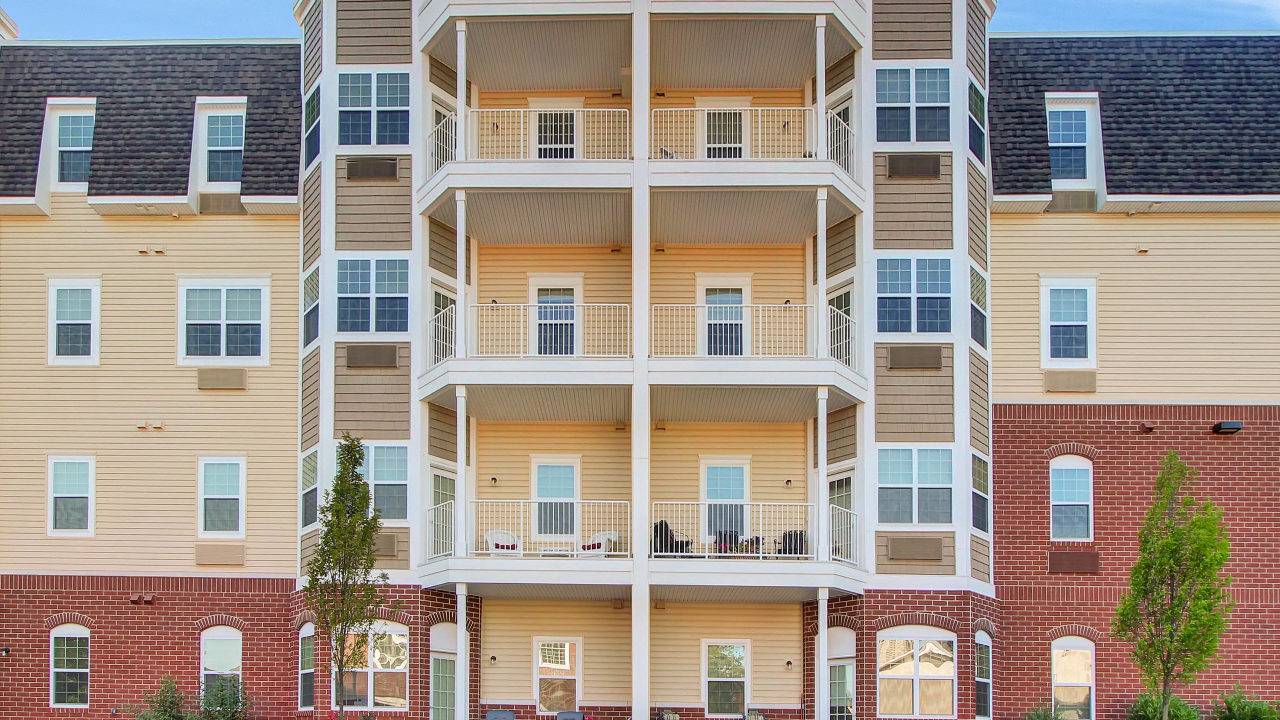 003 - Balcony Apartment