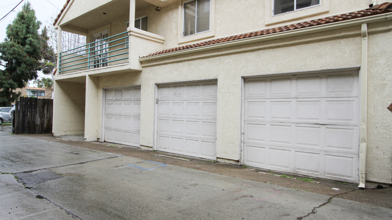 1668 Grand Ave. #A, San Diego, CA, 92109 Scene 3