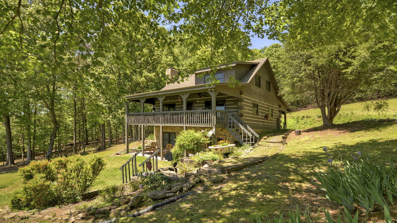 71 Blue Mountain Lane, Ellijay, GA, 30536 Scene 1