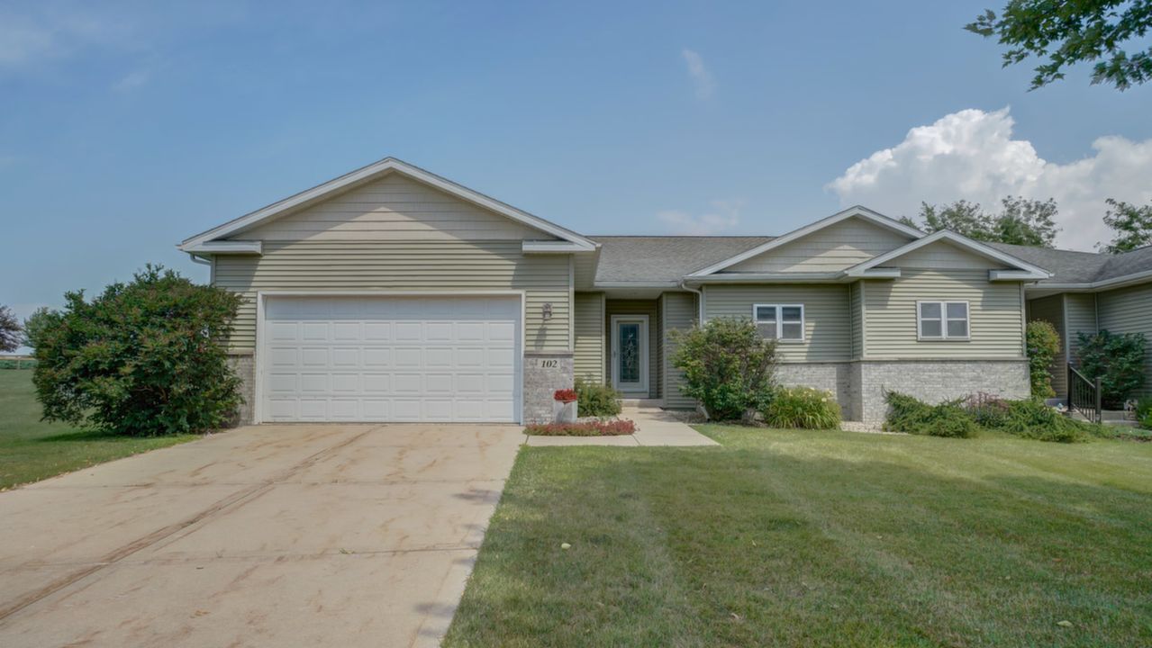 102 Jennifer Cir Mount Horeb-4