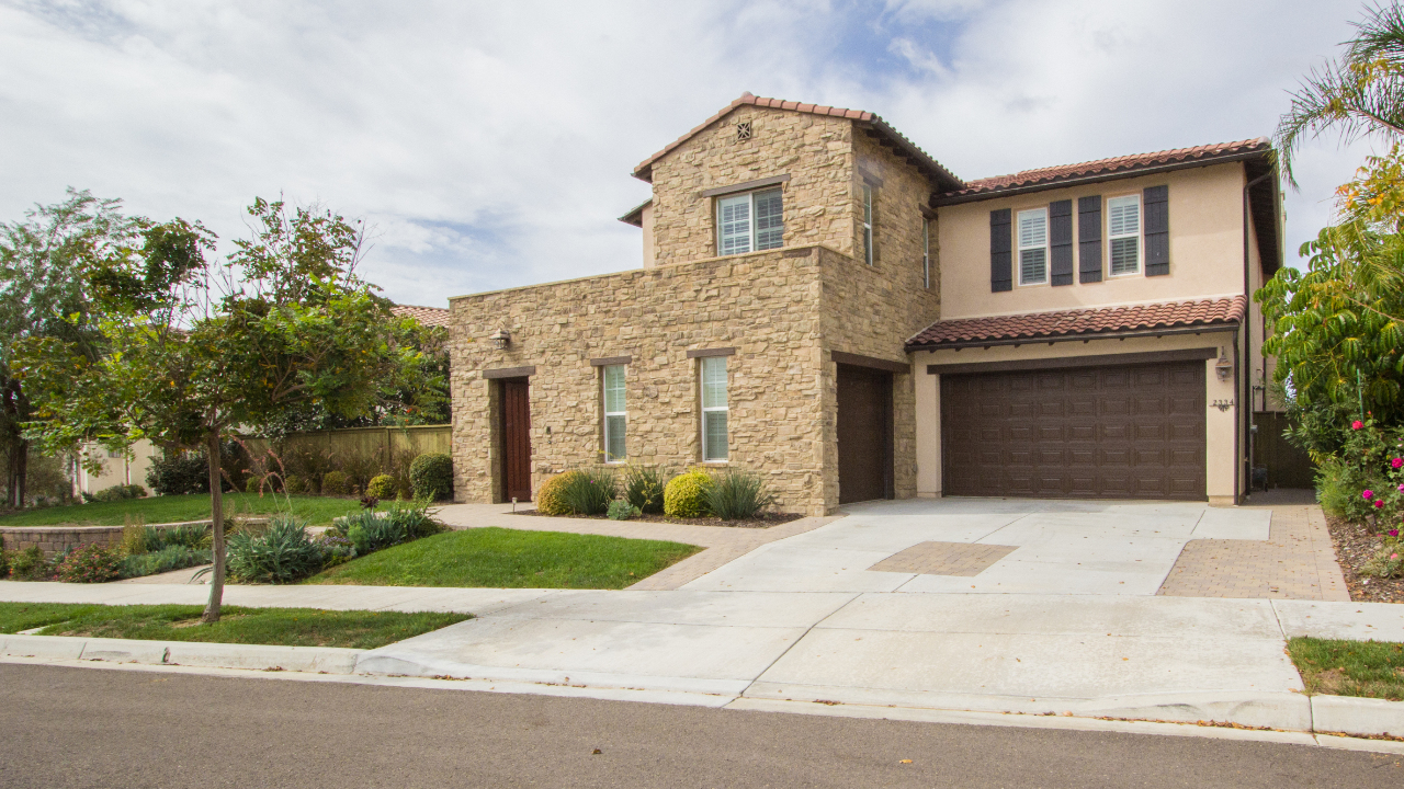 2334 Kyanite Place, Carlsbad, CA, 92009 Scene 2