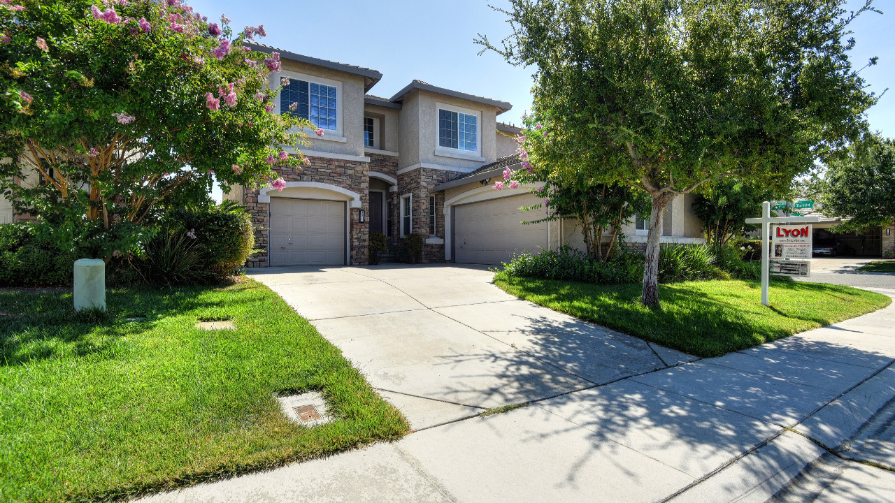 9877 Burrowing Owl Way, Elk Grove, CA, 95757 Scene 1