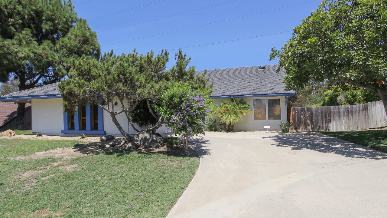 1584 Tule Ct., Carlsbad, CA, 92011 Scene 1