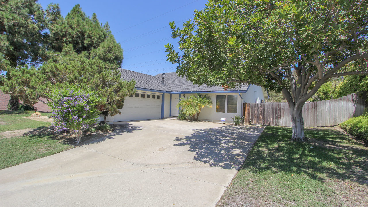 1584 Tule Ct., Carlsbad, CA, 92011 Scene 2