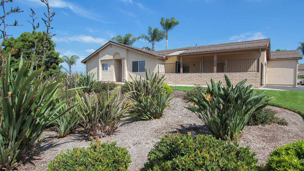 4377 Albatross Way, Oceanside, CA, 92057 Scene 2