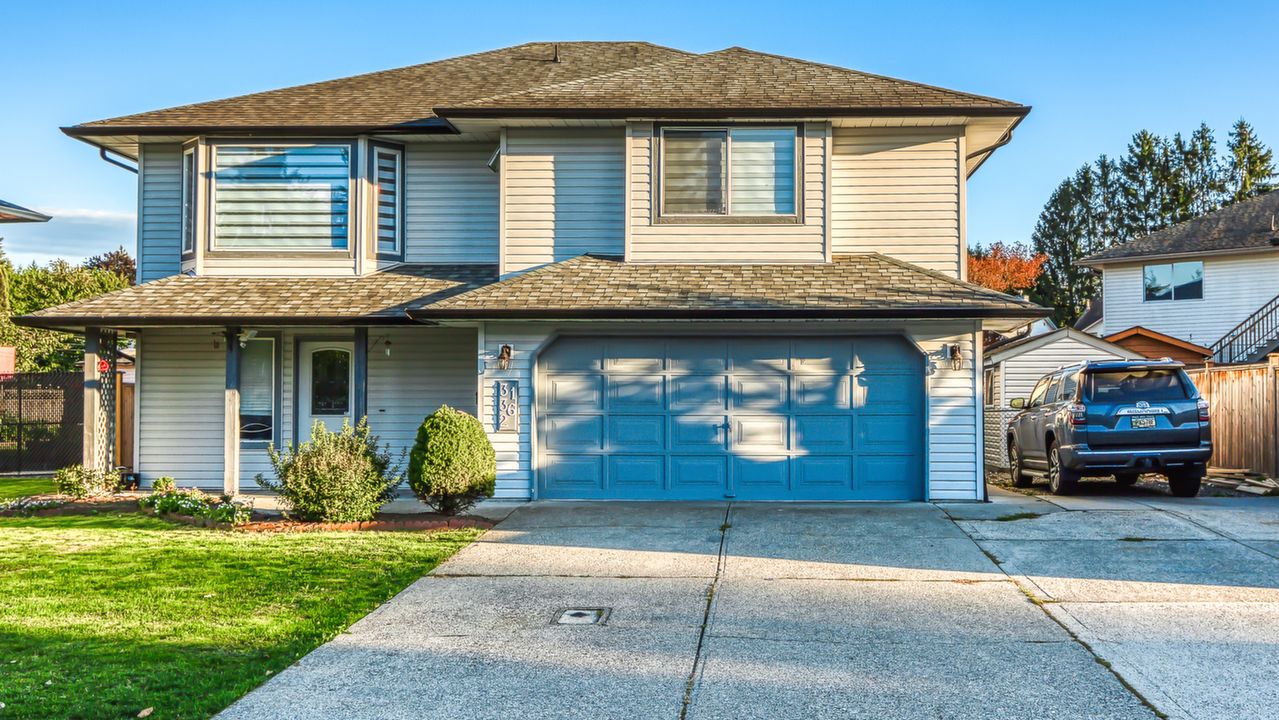 31362 McConachie Pl, Abbotsford, BC, V2T 5G6 Scene 1