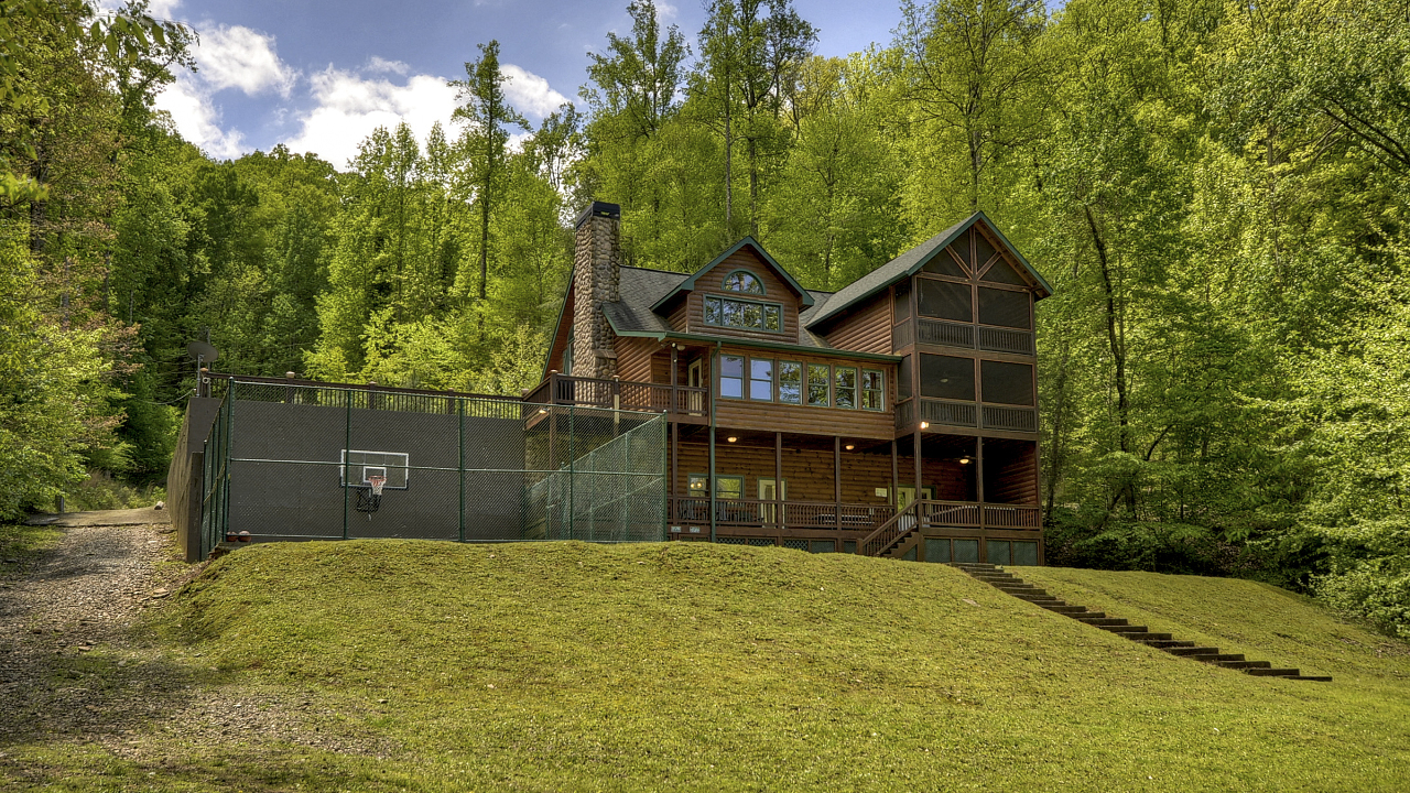 Hunters Lodge, Ellijay, GA, 30540 Scene 1