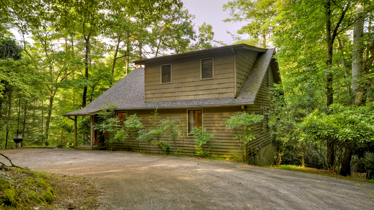 263 Indian Cave rd, Ellijay, GA, 30540 Scene 2