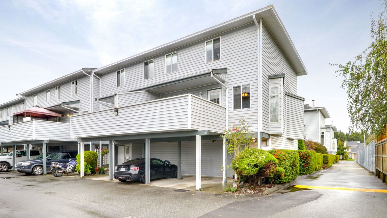 7-3384 COAST MERIDIAN RD, Port Coquitlam, BC, V3B 3N5 Scene 1