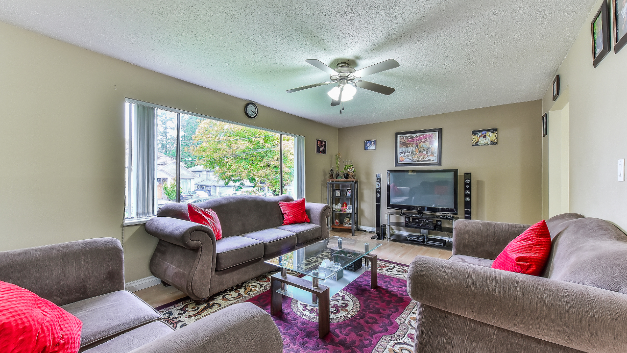 13440 78A Ave, Surrey, BC, V3W 2Y3 Scene 2