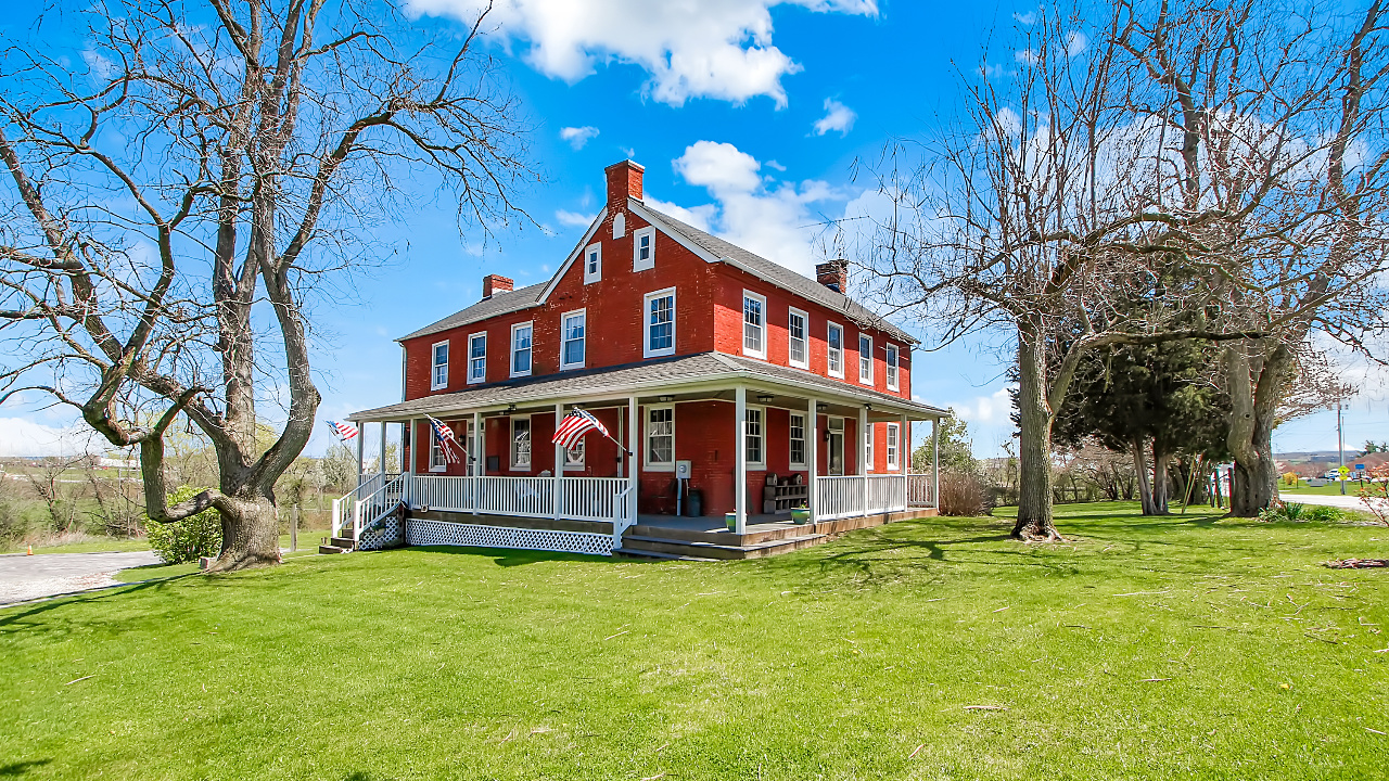 Farmhouse Life!