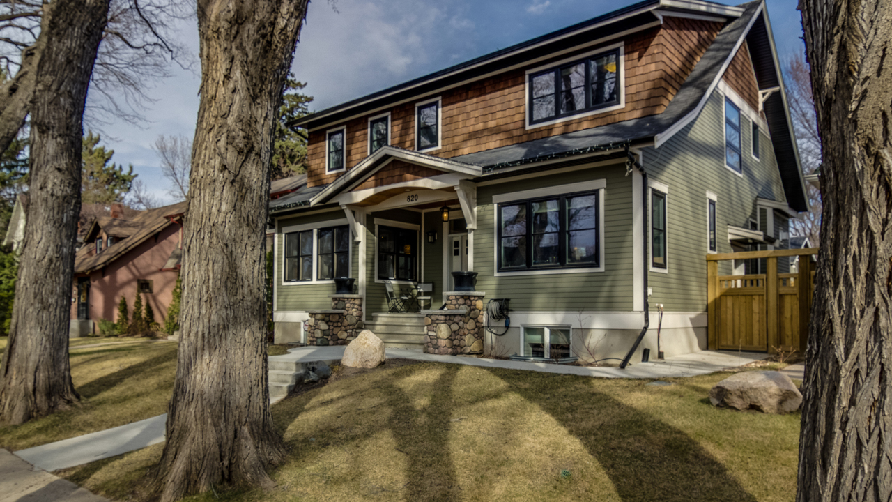 820 University Drive, SK-101