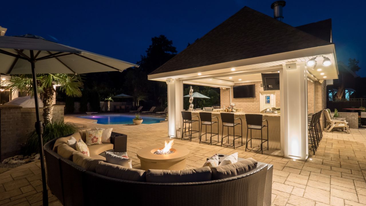 Fire Pit and Outdoor Kitchen