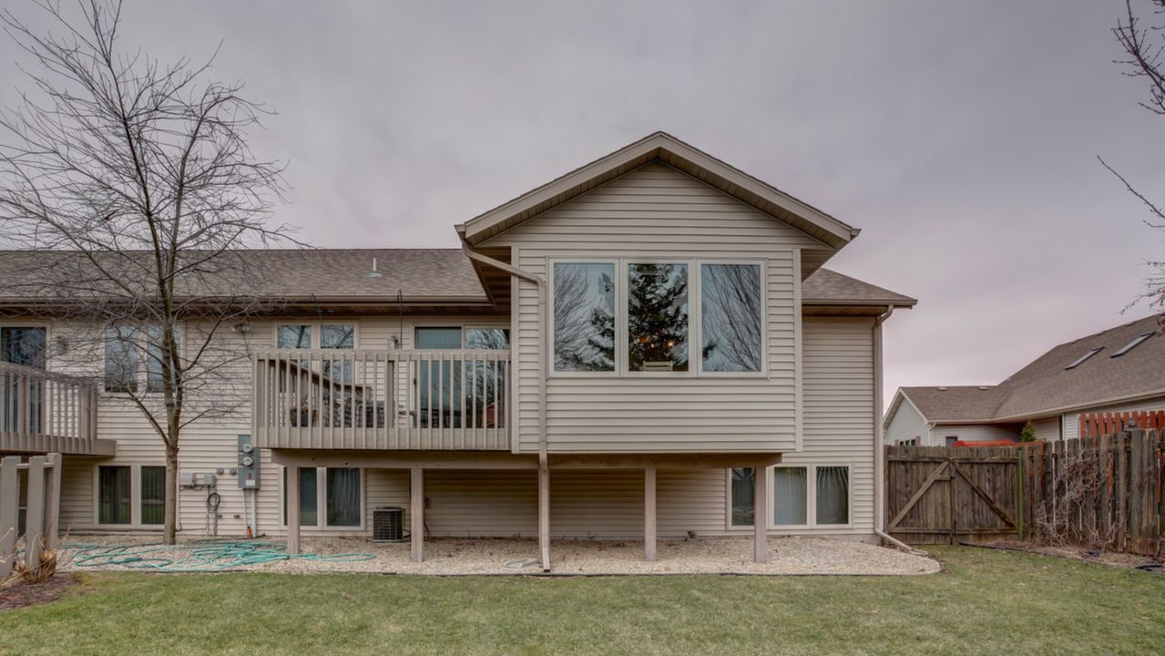 469 N Westmount Dr, Sun Prairie-18