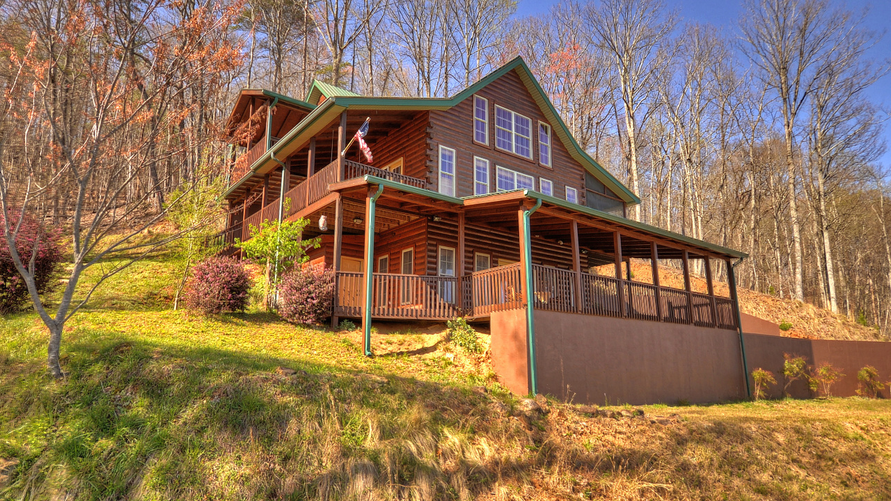 375 Garrett Dr, Ellijay, GA, 30536 Scene 1