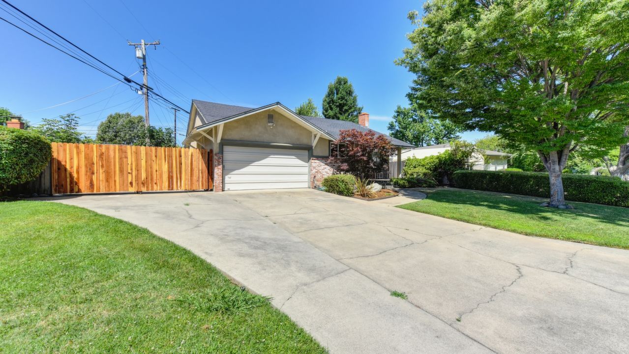 2405 Andrade Way, Sacramento, CA, 95864 Scene 1