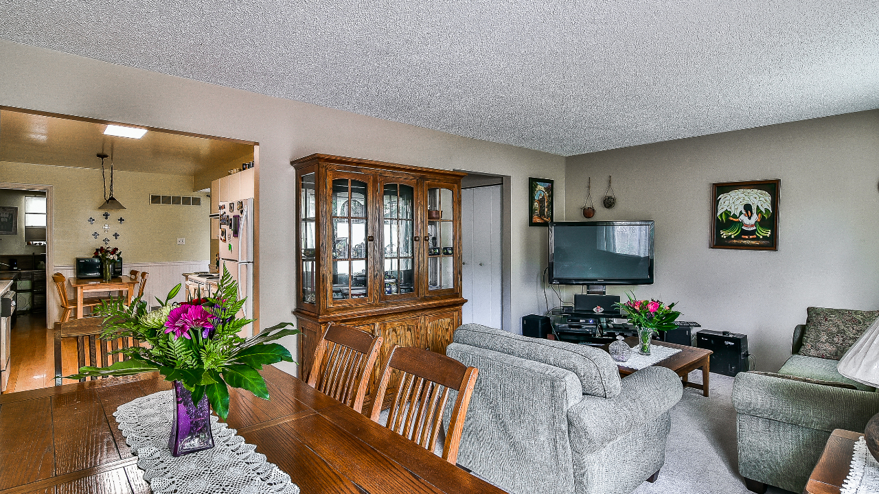 9936 133A STREET, Surrey, BC, V3T 5G6 Scene 4