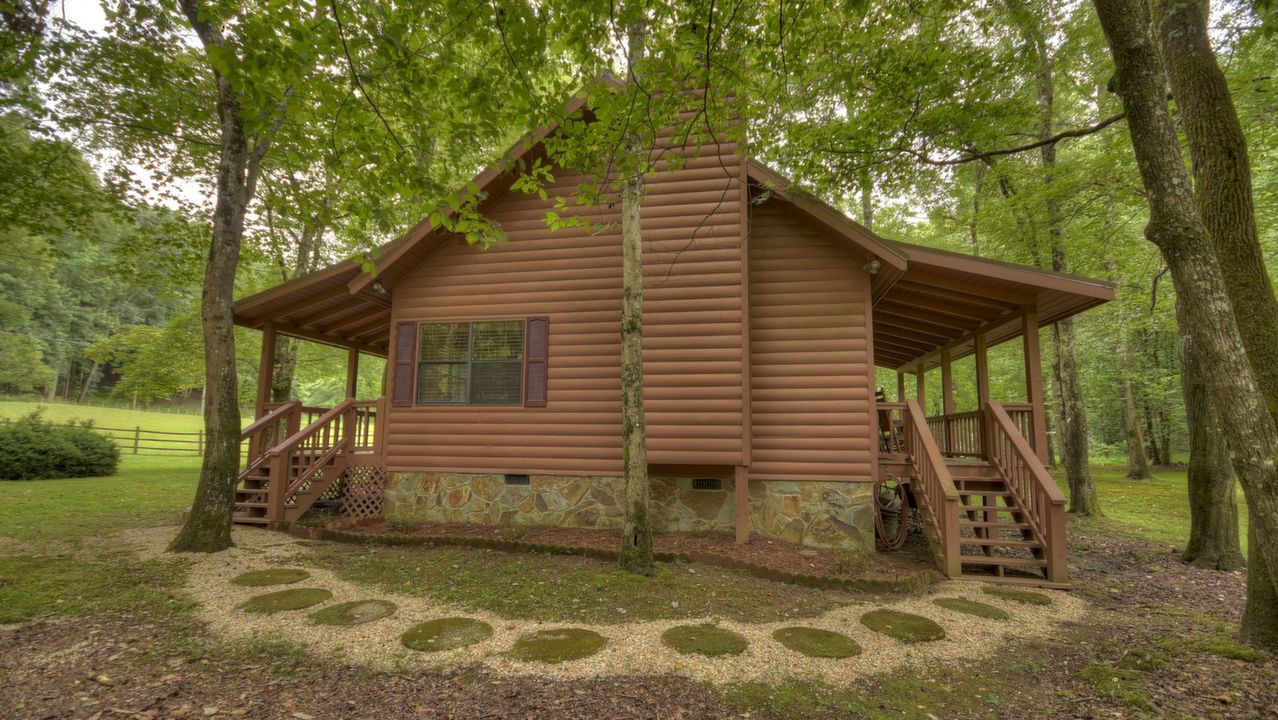 1049 River Bend, Ellijay, GA, 30540 Scene 3