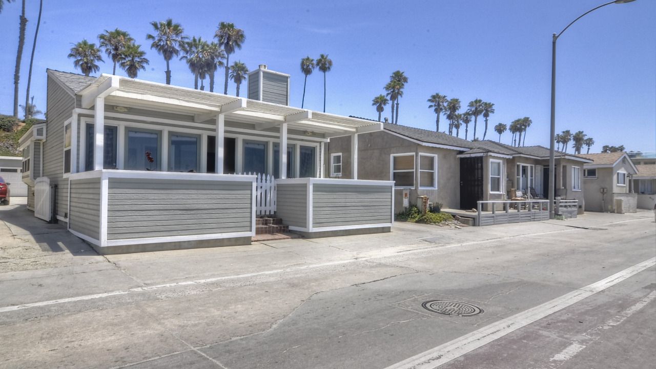 406 S. The Strand, Oceanside, CA, 92054 Scene 3