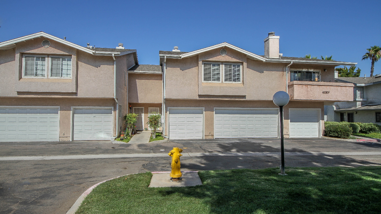 Front of townhome