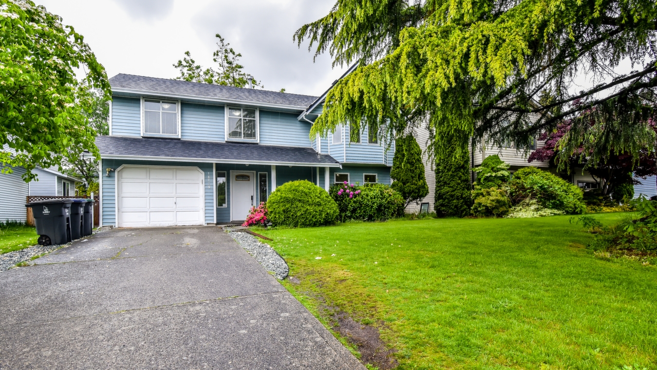 14739 89A Ave, Surrey, BC, V3R 7Z9 Scene 1