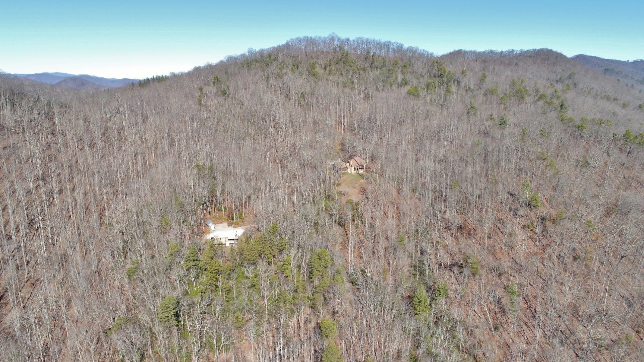 1386 Chastain Road, Scaly Mountain, NC, 28775 Scene 2