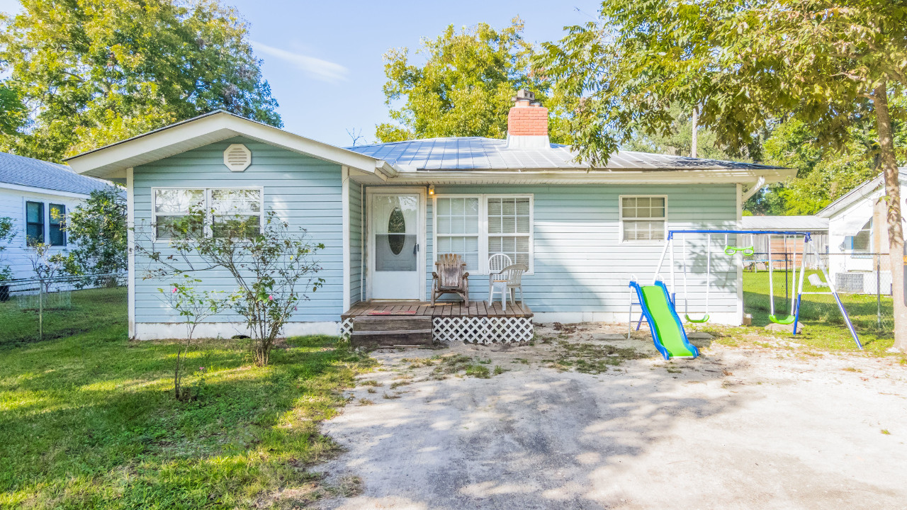 Front of Cottage