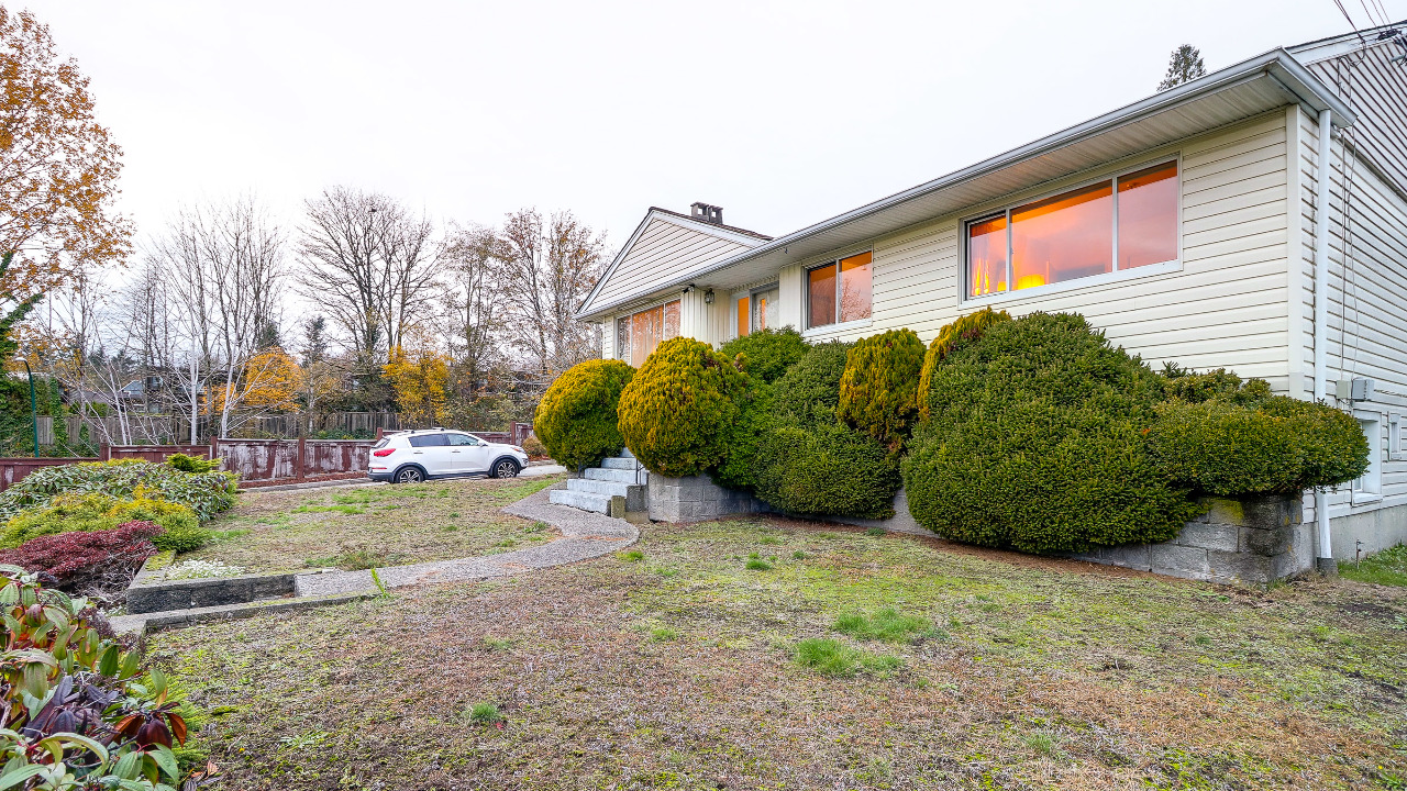 3705 Clinton St, Burnaby, BC, V5J 2J9 Scene 3