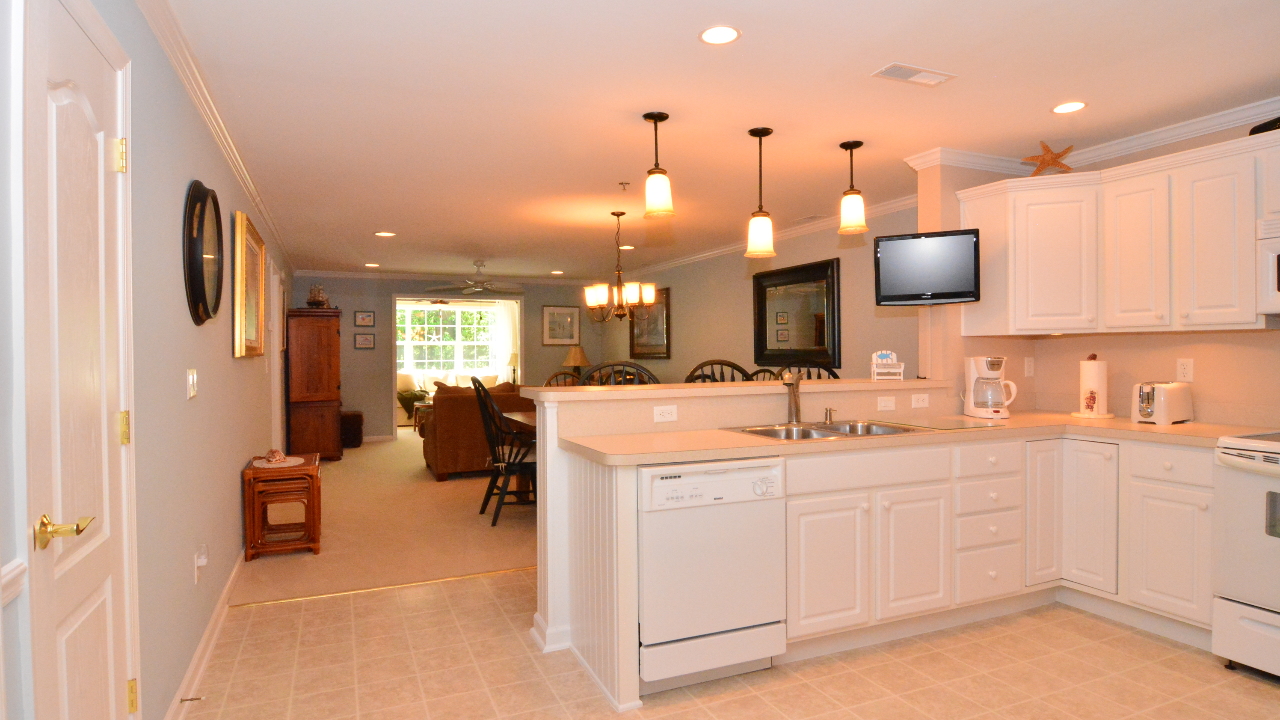 Kitchen to Family Room