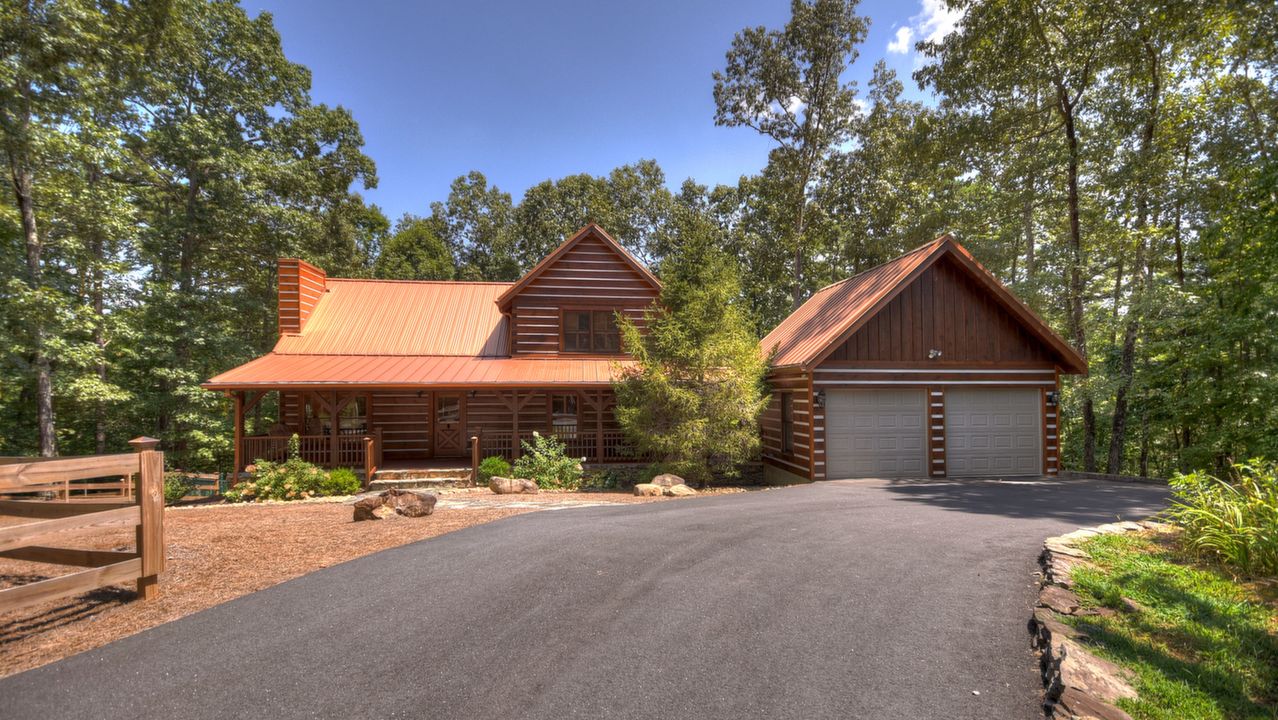 69 Oak Ridge Way, Ellijay, GA, 30536 Scene 1