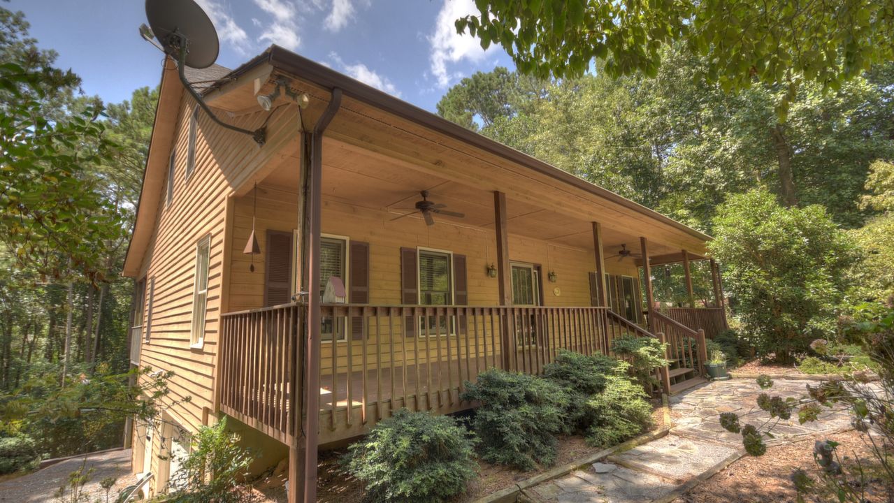 202 Mountain Springs Cir, Ellijay, GA, 30536 Scene 2