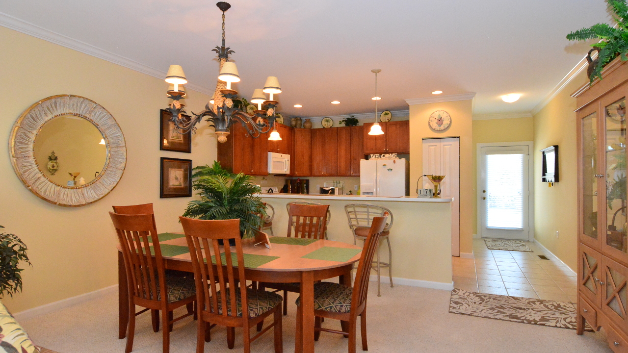 Dining Area to Kitchen