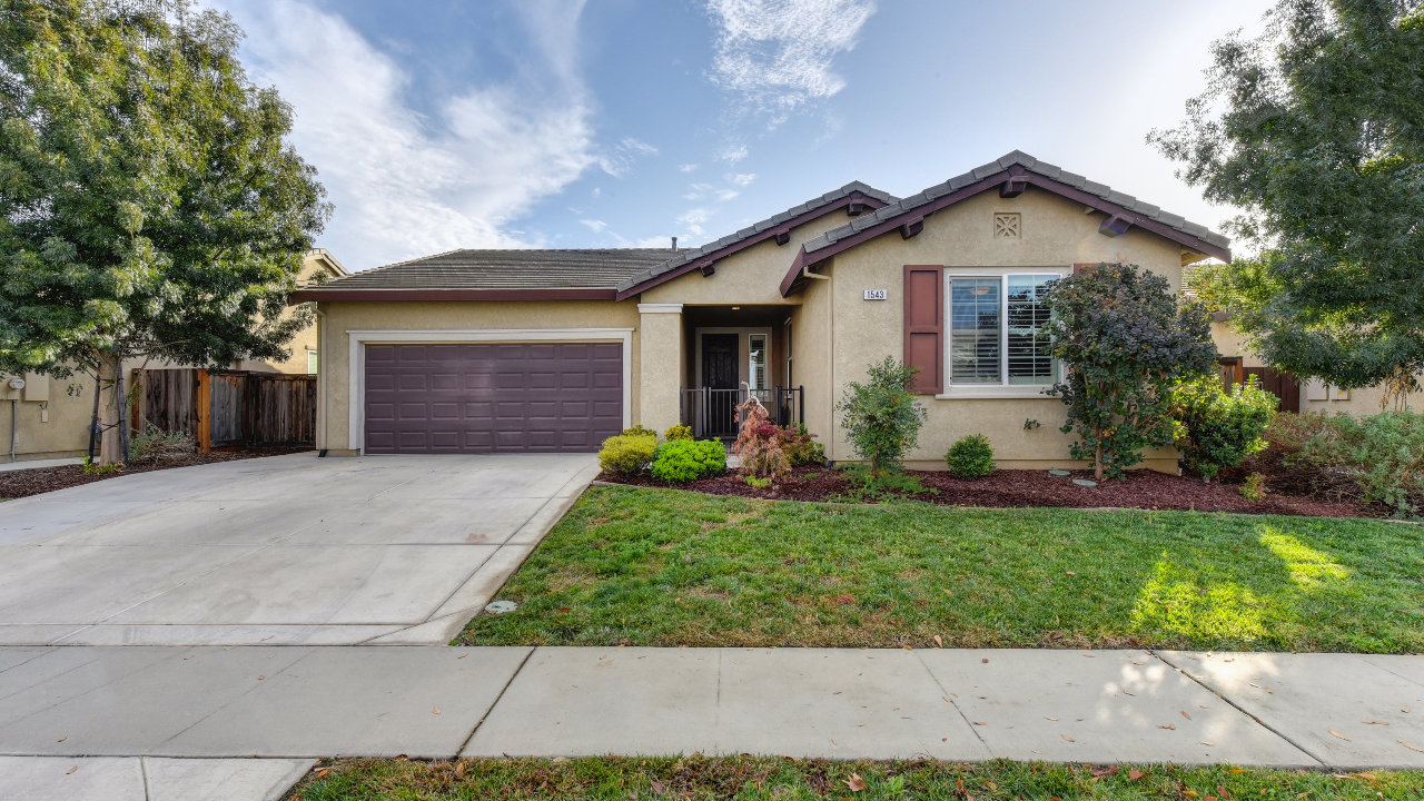 1543 Flora Way, Lincoln, CA, 95648 Scene 1