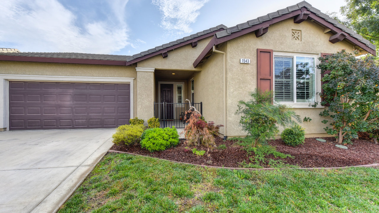 1543 Flora Way, Lincoln, CA, 95648 Scene 4