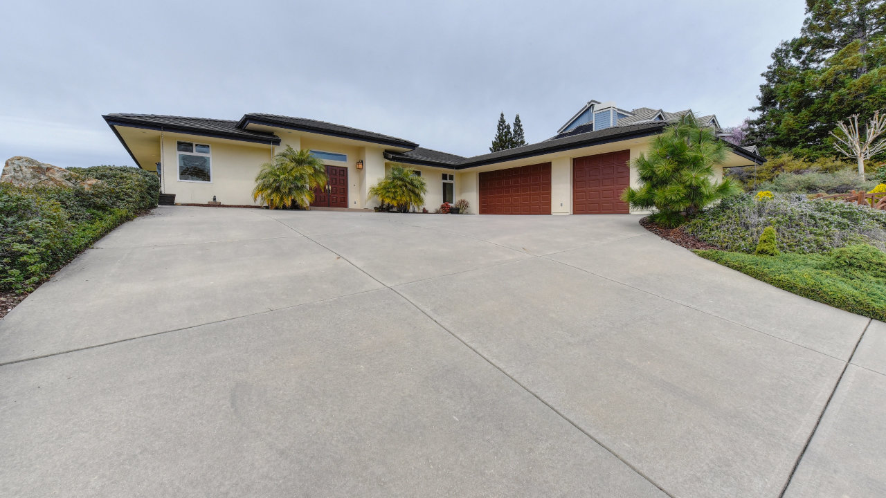 1520 Ridgeview Cir., Auburn, CA, 95603 Scene 1