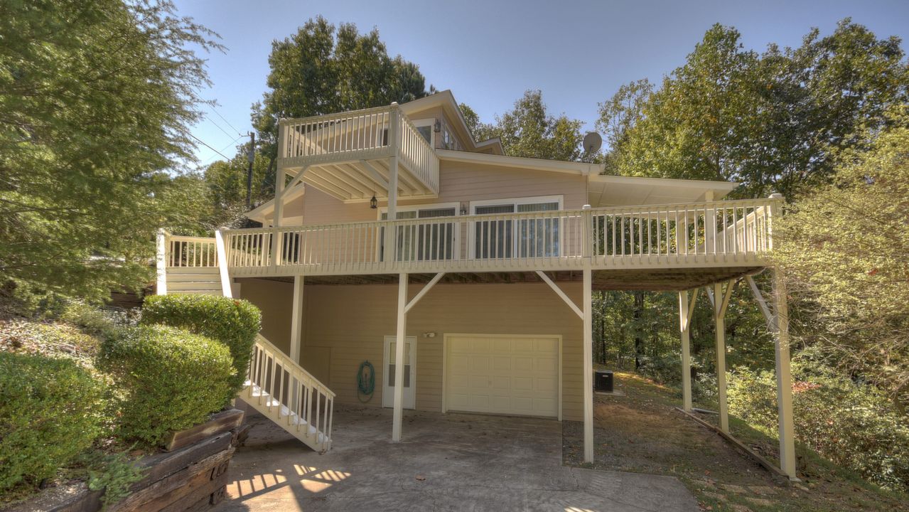 101 Lamar Dr, Ellijay, GA, 30540 Scene 2