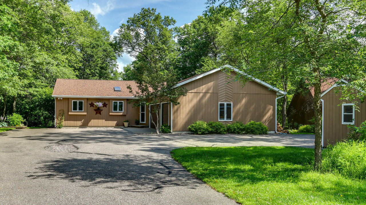 1326A Arrowhead Trl, Nekoosa, WI, 54457 Scene 2