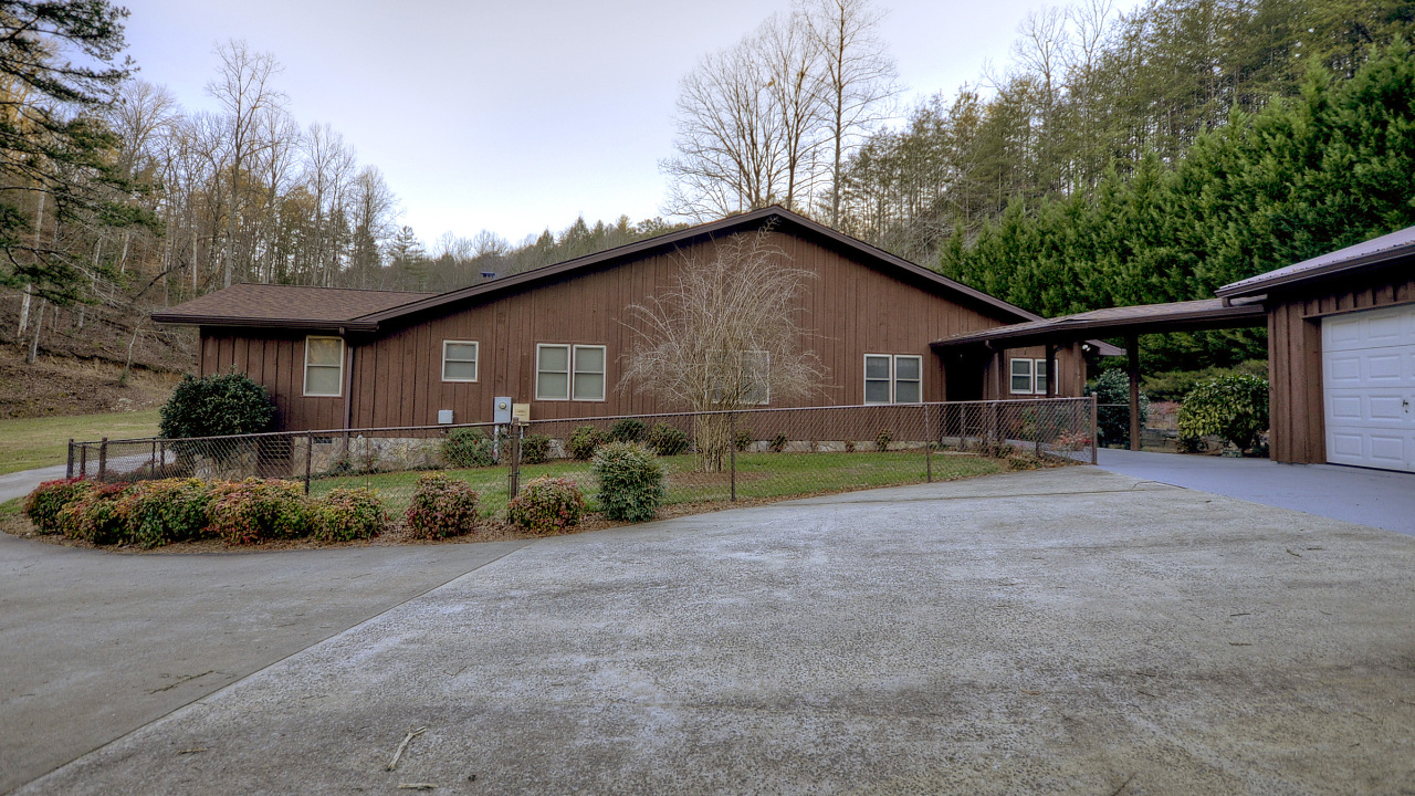 Osage Court, Ellijay, GA, 30540 Scene 3