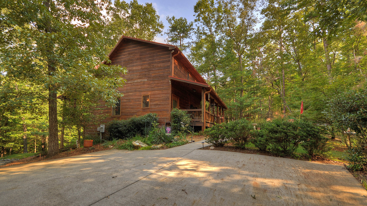 218 Chicasaw Dr, Ellijay, GA, 30540 Scene 2