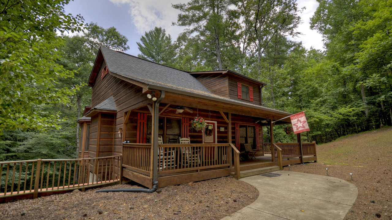 1301 Newport Dr, Ellijay, GA, 30540 Scene 1