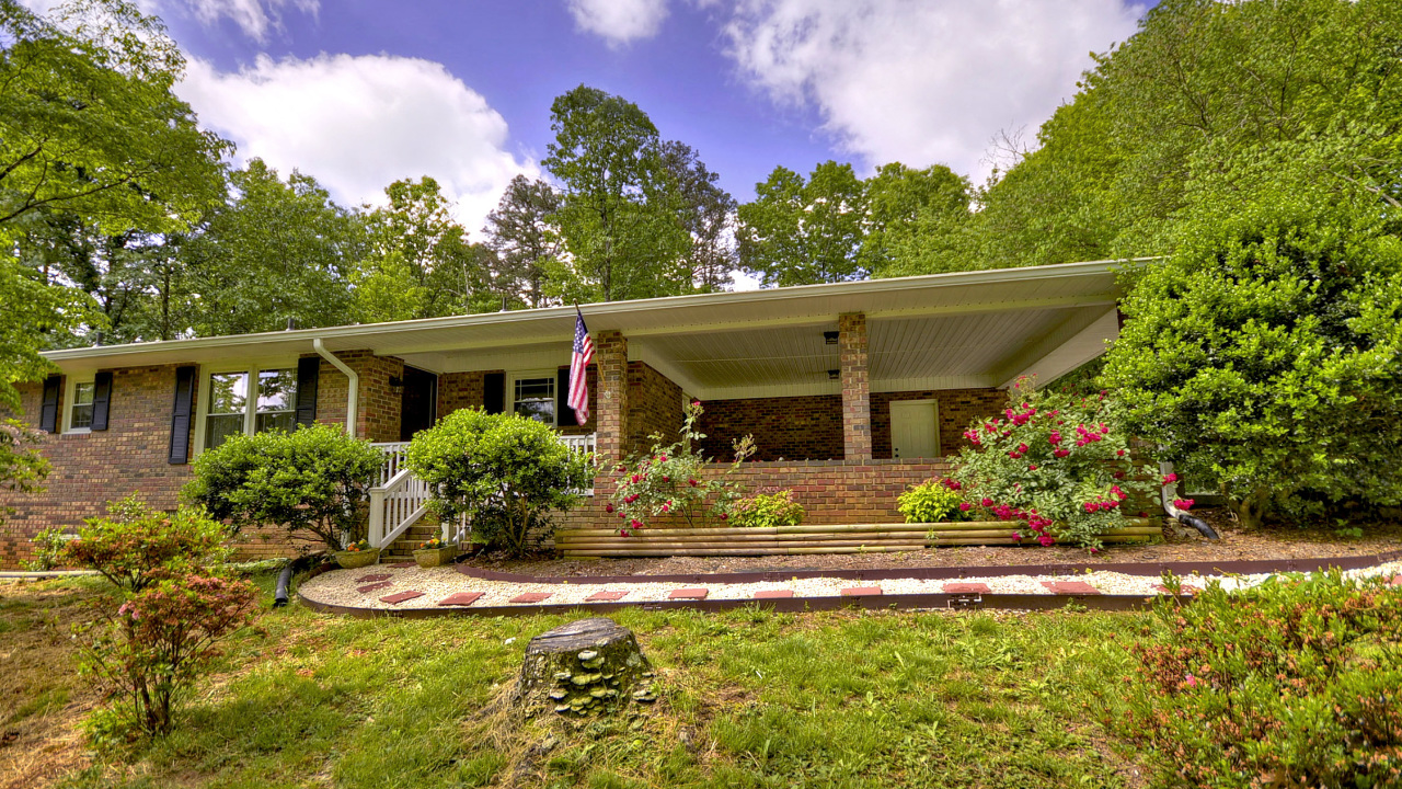 114 Lower Cartecay rd, Ellijay, GA, 30540 Scene 1