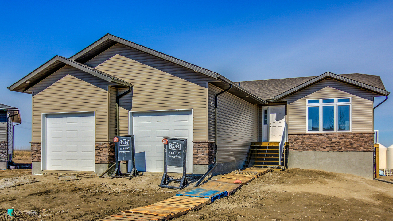 828 Sask. Bay, Kerrobert, SK