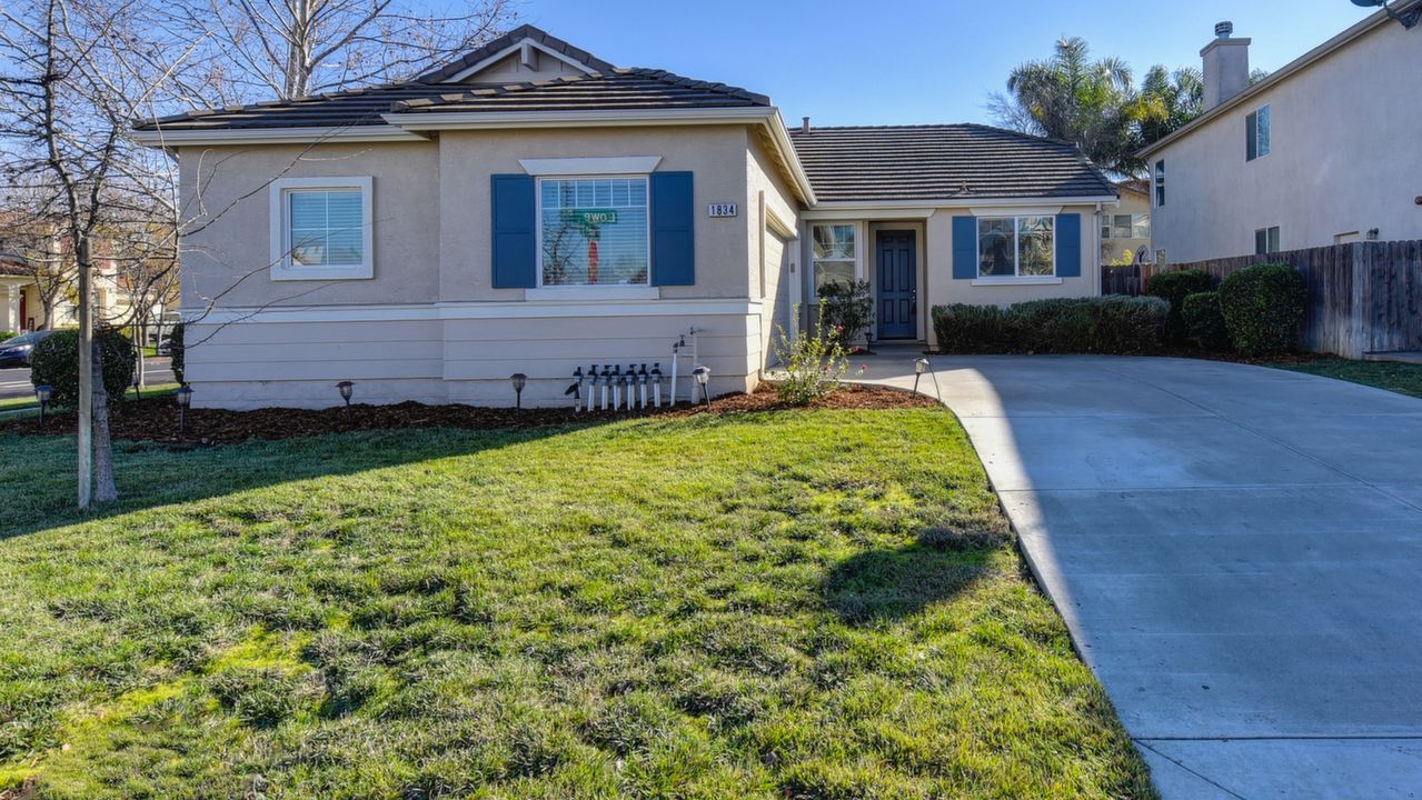 1834 Lowe Dr., Woodland, CA, 95776 Scene 1