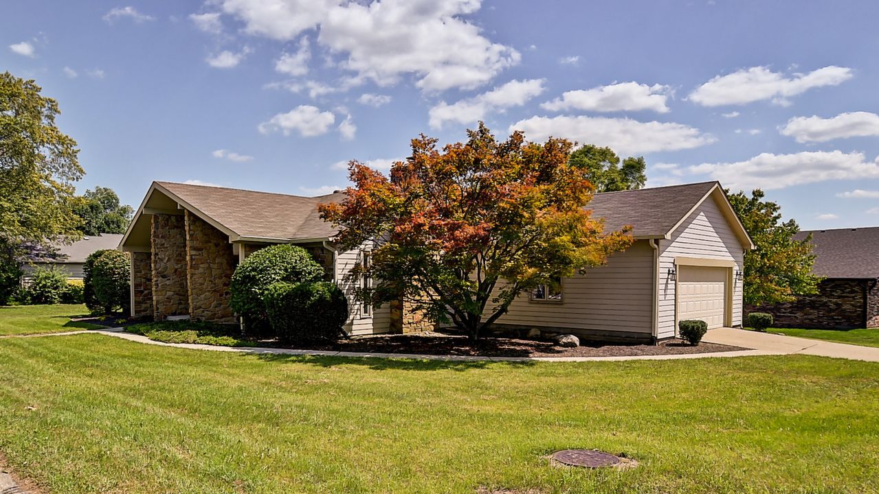 Front Exterior/Side Load Garage