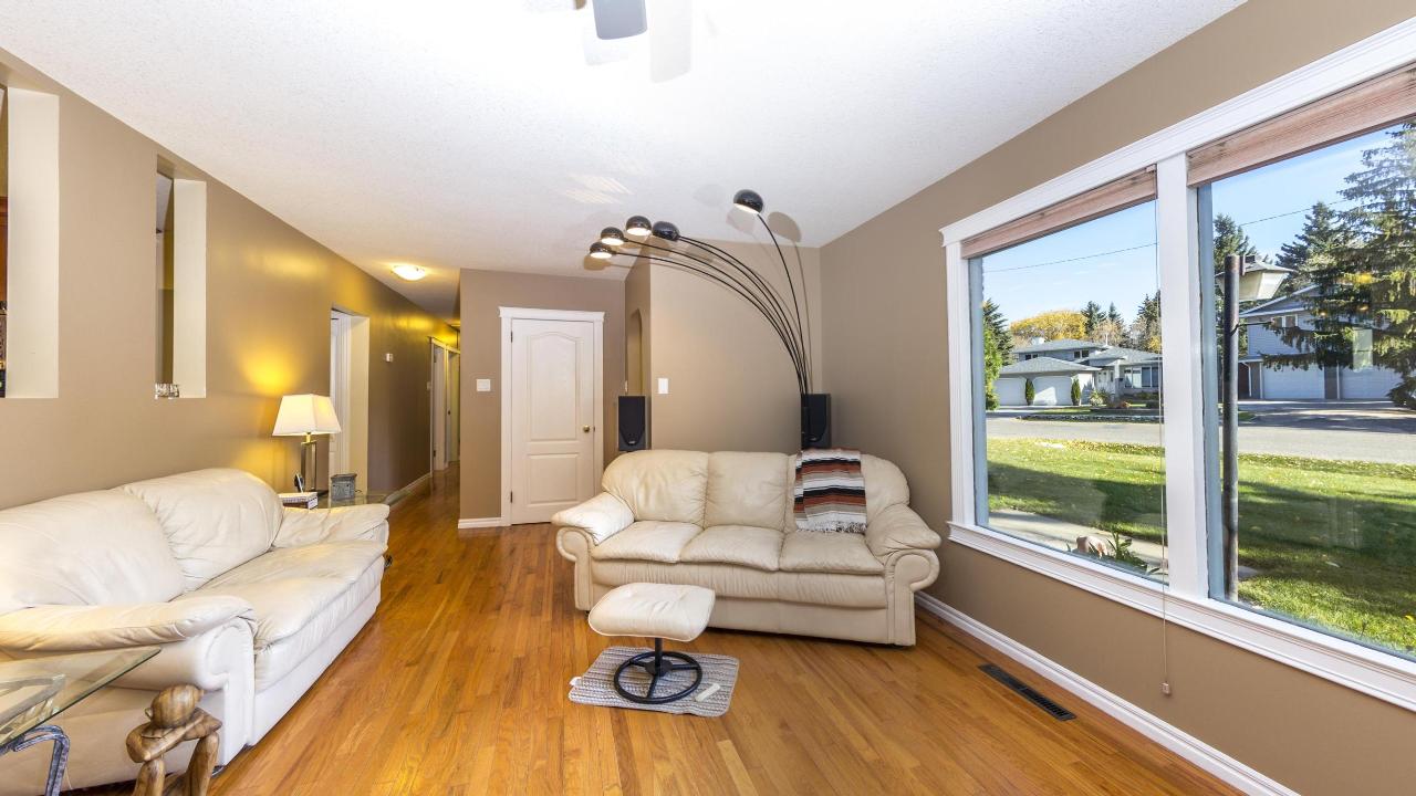 1401 Haida Ave Saskatoon-1a