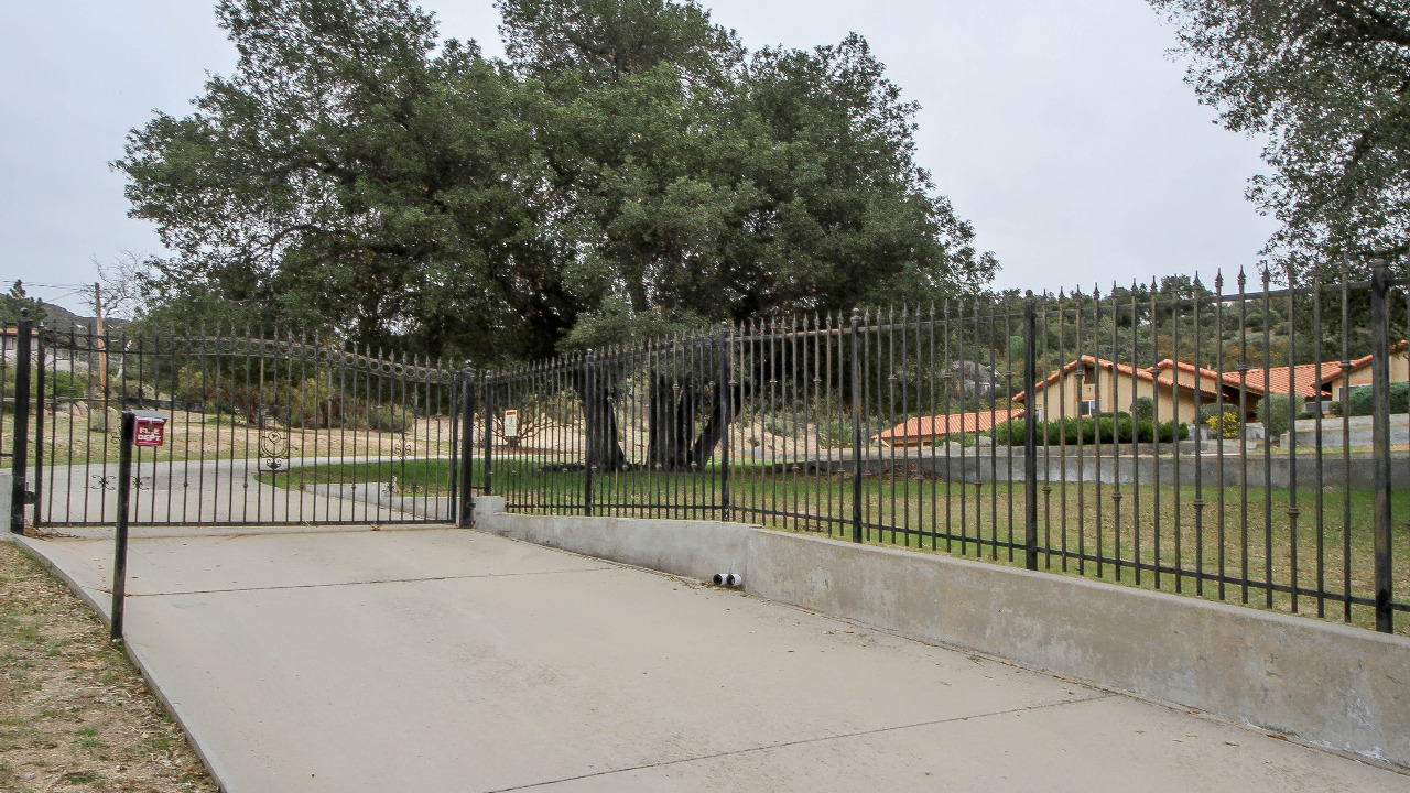 Gated property entrance