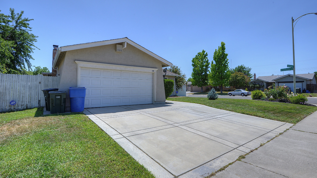 100 Loveland Way, Sacramento, CA, 95838 Scene 3