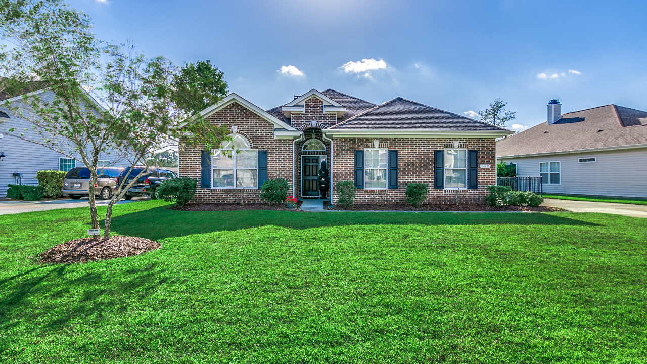 388 Carriage Lake Dr (2)